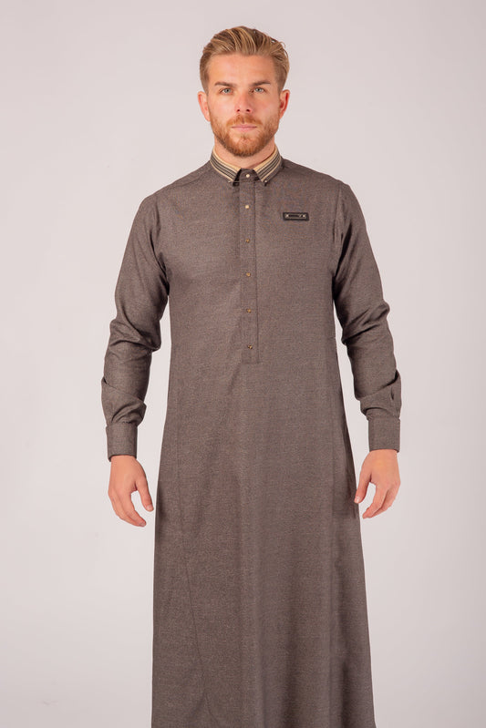 Obsidian Gold Thobe - Refined Designer Islamic Wear from London