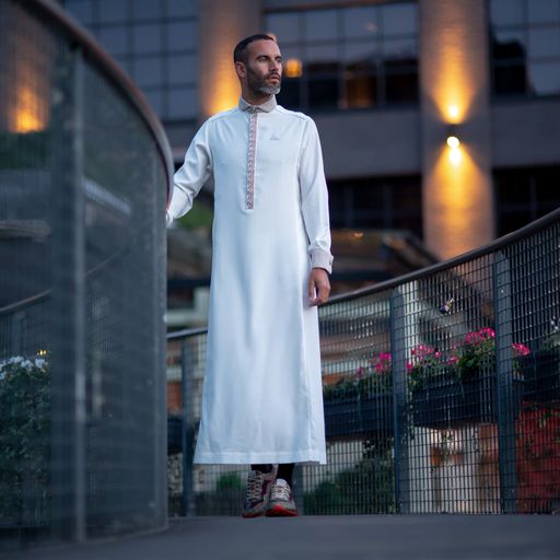 King's White Thobe - Elegant Designer Muslim Wear from London