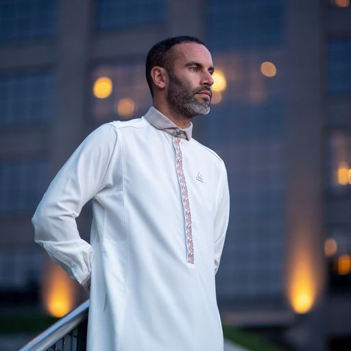 King's White Thobe - Elegant Designer Muslim Wear from London