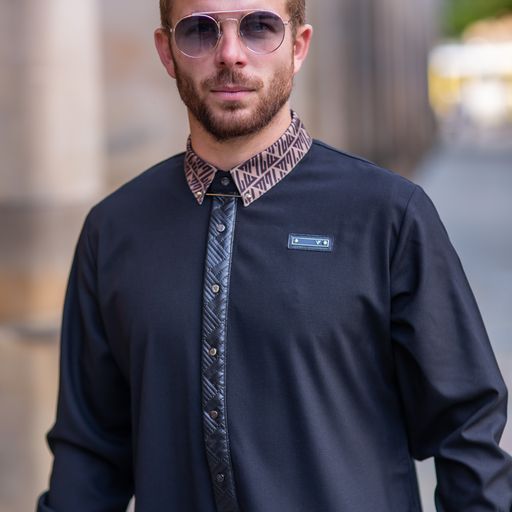 Billionaire Black Thobe - Elegant Designer Muslim Wear from London